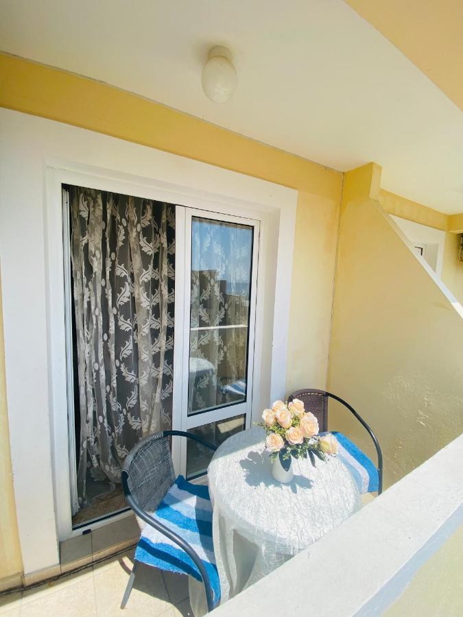 Miomir Perazic Apartments Petrovac ภายนอก รูปภาพ