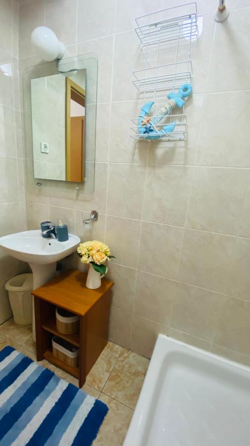 Miomir Perazic Apartments Petrovac ภายนอก รูปภาพ