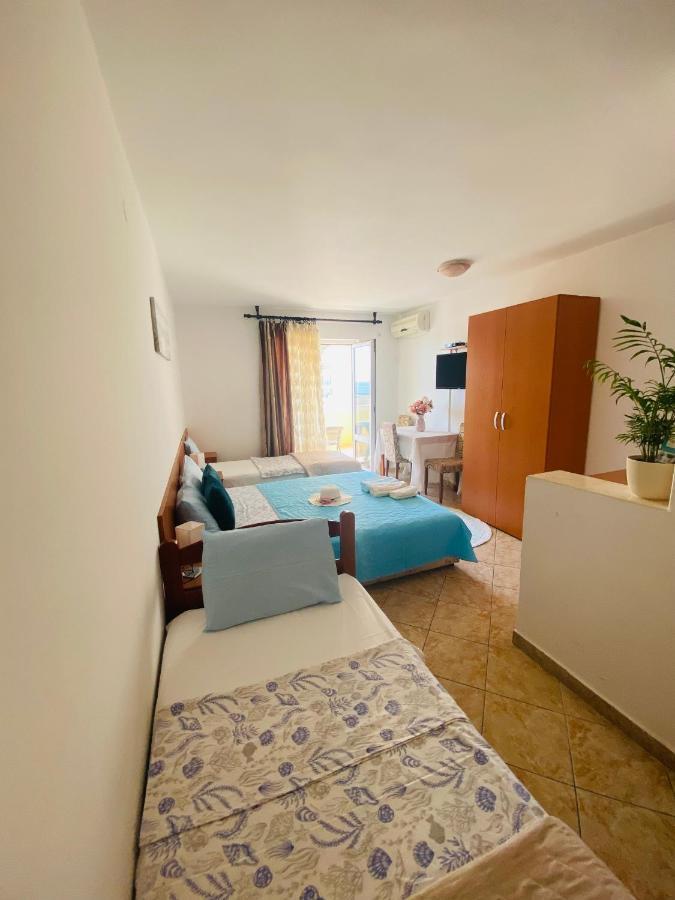 Miomir Perazic Apartments Petrovac ภายนอก รูปภาพ